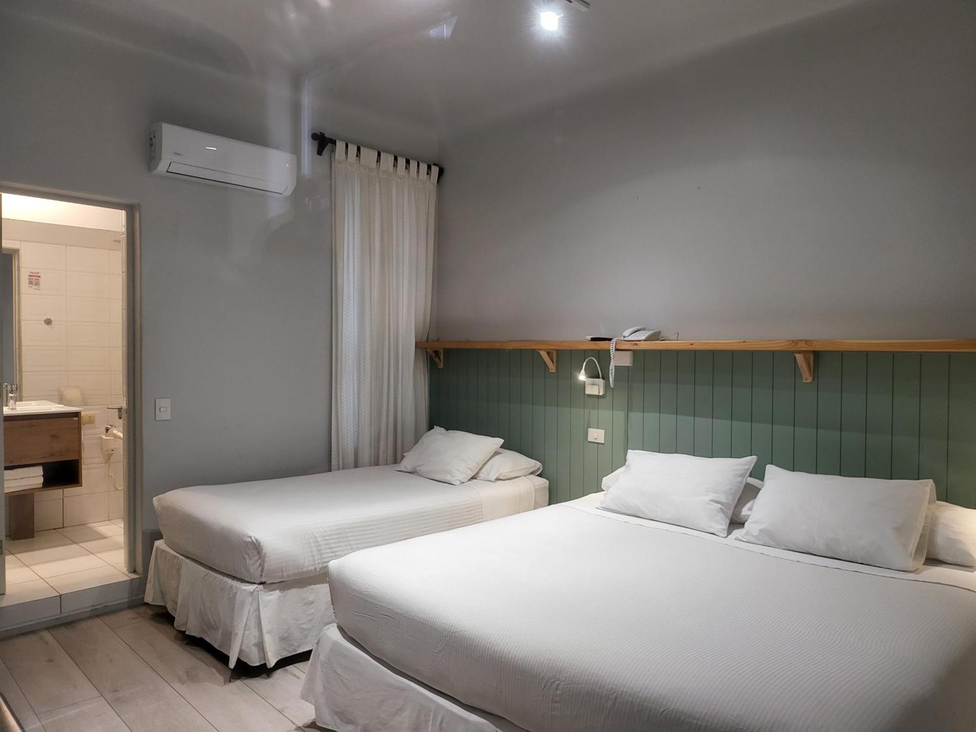 Hotel Las Terrazas Express Chillán Esterno foto